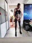 Modeling 6: 13 Nude Pics