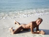 Photo from the Nude beach: 10 Nude Pics