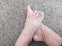 Jerking and Feet: 41 Nude Pics