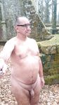 Balade exhibe nu lieu public: 11 Nude Pics