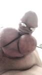 Schwanz und Eier geknebelt: 4 Nude Pics