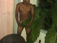 Showing off: 5 Nude Pics