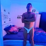 Xmas Single: 10 Nude Pics