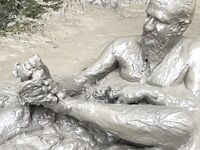 SHOT : MUD BONDAGE: 28 Nude Pics
