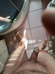 Gay men : 22 Nude Pics