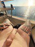 Big dick energy : 19 Nude Pics