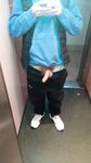 Cock in public  : 6 Nude Pics