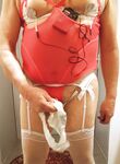 Dans une petite culotte en satin: 24 Nude Pics