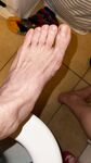 Cumming: 11 Nude Pics