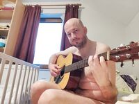 Florent Naked: 13 Nude Pics