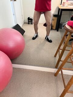 Bballs!: 6 Nude Pics
