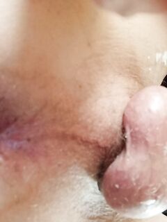 Mature men or black cock only. : 1 Nude Pics