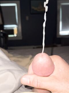 A Fountain of Cum: 1 Nude Pics