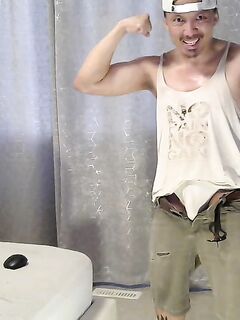 Sweatin' & Muscle Flexin': 30 Nude Pics