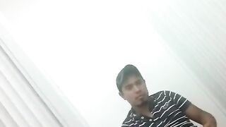 I gave him $ 10 for a blowjob in a public bathroom