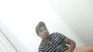 I gave him $ 10 for a blowjob in a public bathroom