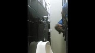 Caught big dick at the urinal