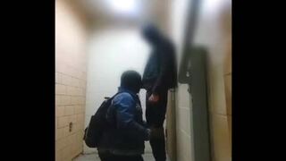 Caught Up sucking str8 dude