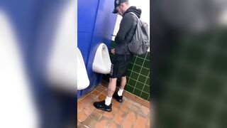 Straight stud didn't seem to mind me watching him beat his cock