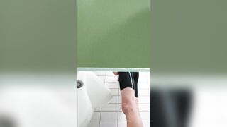 Cought despret Teen pissing